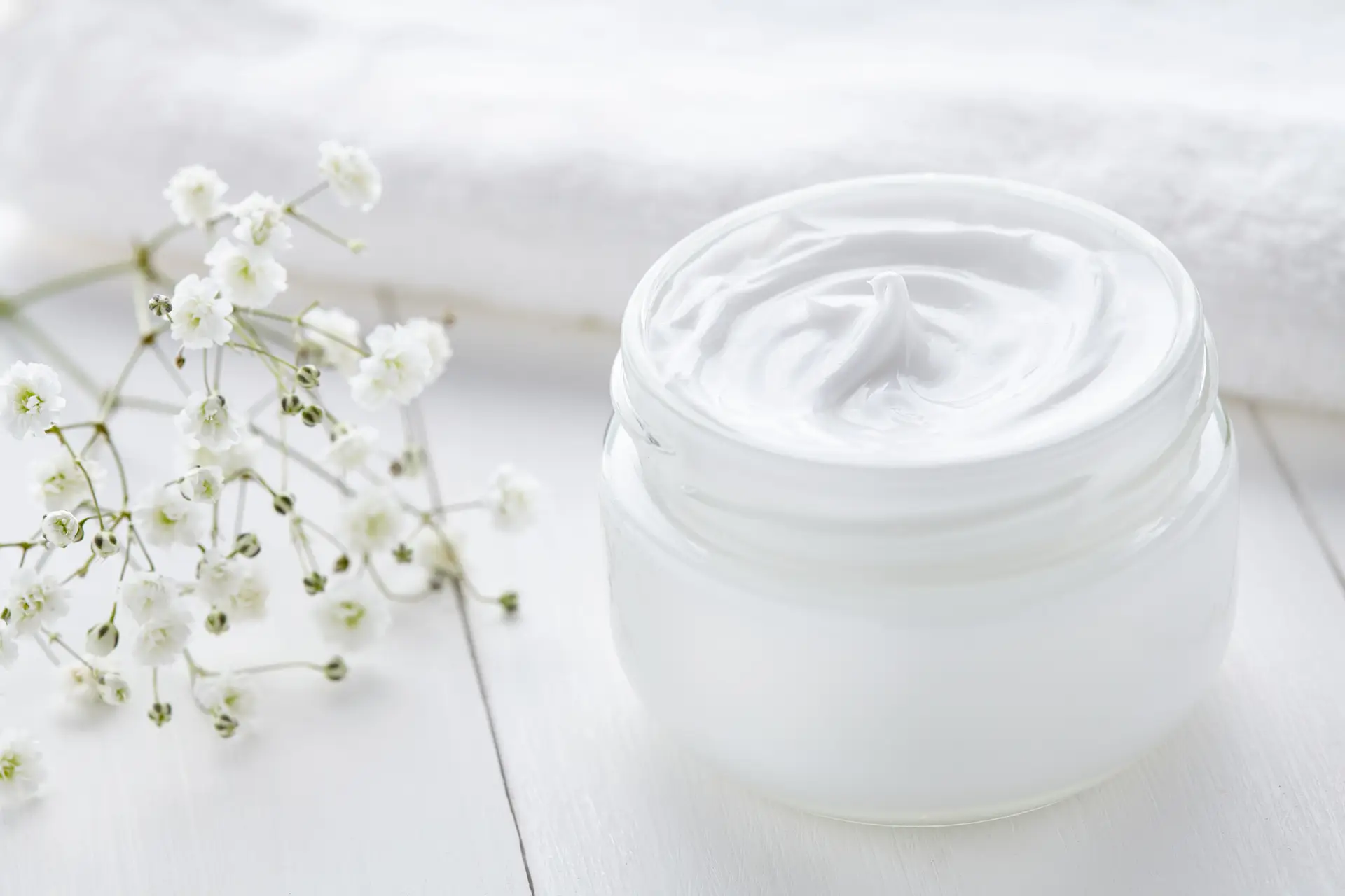 Anti wrinkle anti aging cosmetic cream skincare and face care